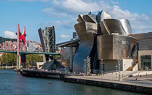 Archivo:Museo Guggenheim -- 2021 -- Bilbao, Euskadi, España