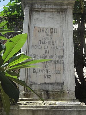 Archivo:Plaque mentioning the year of construction of the Church