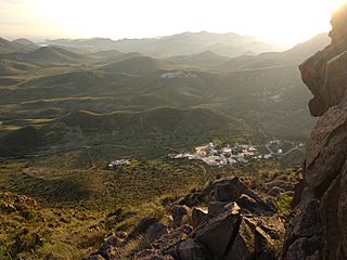 Presillas Bajas desde el cerro de la Majada redonda 01.jpg