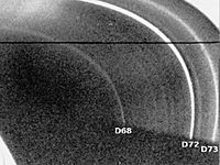 Archivo:Saturn's D ring by Voyager 1