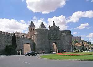 Archivo:Toledo PuertaBisagra