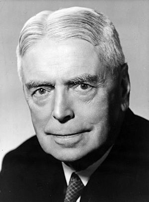 Archivo:Walter Nash (ca 1940s)