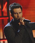 Archivo:Adam Levine from Maroon 5 cropped