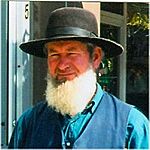 Archivo:Amish man