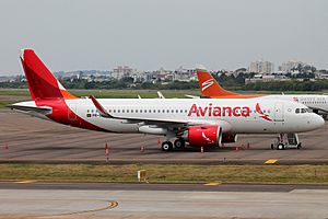 Archivo:Avianca Brazil A320neo (PR-OBD), October 2016