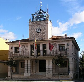Brihuega Ayuntamiento.jpg