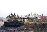 Archivo:Croatian War 1991 Vukovar destroyed tank