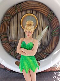 Archivo:Disneyland Disney Fairies Tinkerbell