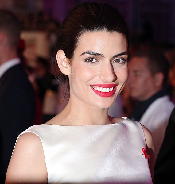 Life Ball 2013 - magenta carpet Tonia Sotiropoulou 02