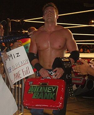 Archivo:Miz as Champ and Bank