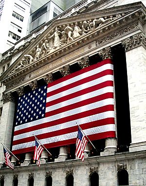 Archivo:New York Stock Exchange Flags