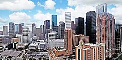 Archivo:Panoramic Houston skyline