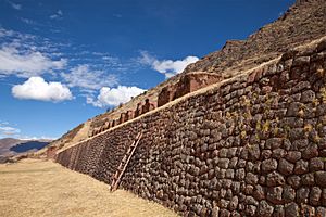 Archivo:Peru Huchuy Qosqo