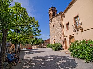 Archivo:Plaça de l'església de Sant Martí de Carme (Catalonia)