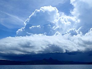 Archivo:Saison des pluies à Mayotte