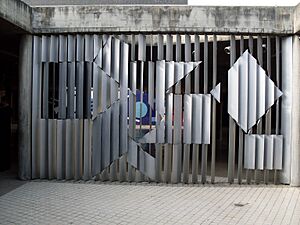 Archivo:UCV 2015-062a Victor Vasarely 1954, Positivo-Negativo