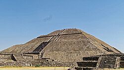 Archivo:Weltkulturerbe Teotihuacán 70