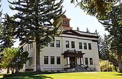 White Pine County Courthouse in Ely.jpg