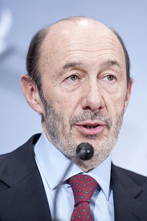 Archivo:Alfredo Pérez Rubalcaba (diciembre de 2010)