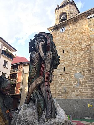 Archivo:Altsasuko erroak Foruen Plazan 18 51 57 980000