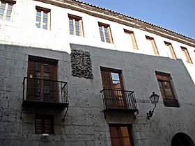 Balcones de la Casa de los Arenzana (Valladolid).jpg