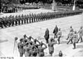 Bundesarchiv Bild 102-12140, Verfassungsfeier, Ehrenkompanie der Reichswehr