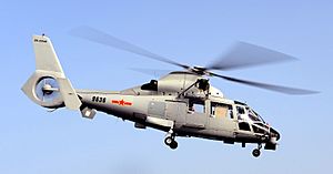 Archivo:Chinese Helicopter Lands on HMS Cornwall MOD 45150752