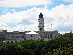 Archivo:Clock Oamaru