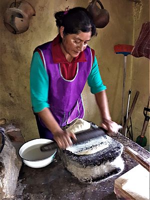 Archivo:Cocina tradicional, San Juan Achiutla, Oaxaca, México, 2020. 04