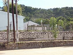 Colegio Secundario 5059 - Aguas Blancas - Oran - panoramio.jpg