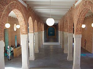 Archivo:Cuartel del Conde-Duque (Madrid) 06