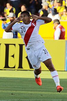 Archivo:Edison Flores