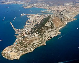 Archivo:Gibraltar aerial view looking northwest
