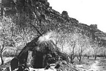 Archivo:Havasupai home year 1887