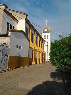 Iglesia San Luis Beltran Puerto Nare.jpg