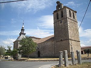 Archivo:Iglesia de San Sebastian, Aldeavieja