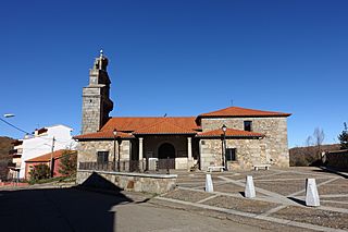 Iglesia de Santa María Magdalena, El Maíllo 01.jpg