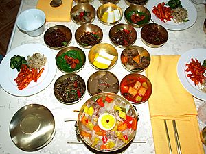 Archivo:North Korea-Kaesong-Tongil restaurant-02