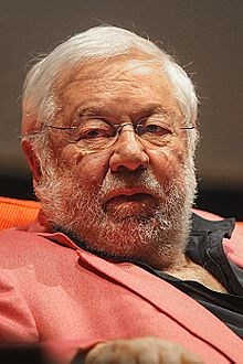 Paolo Villaggio, portrait, Premio Chiara, 2012.jpg