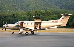 Archivo:Pilatus PC-12-45, Jetfly Aviation JP532772