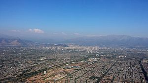Archivo:Santiago from air