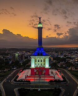 SkyZoneRD (Luisito Infante) Monumento a Los Heroes de La Restauración Dominicana.jpg