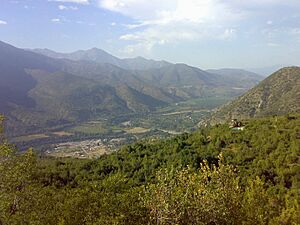 Archivo:Vista a San Jose de Maipo