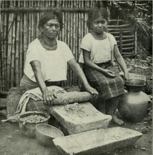 Archivo:Woman and girl in el salvador making bread
