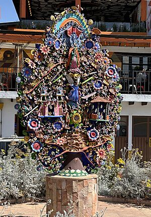 Archivo:Árbol de la vida, Metepec