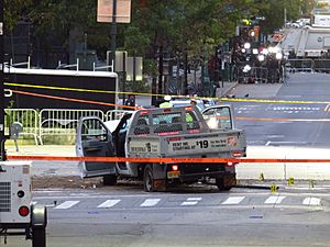 Archivo:2017 NYC Truck Attack Home Depot Truck