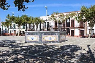 BA-Villanueva del Fresno-Plaza mayor.jpg