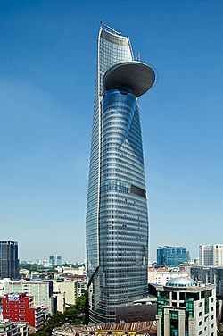 Archivo:Bitexco Financial Tower 20022012 cropped