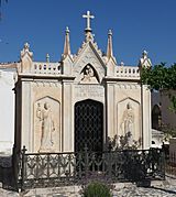 Archivo:Cementerio San Miguel - Panteón Mercedes Martínez de Tejada