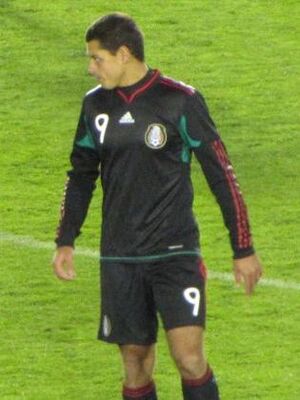 Archivo:Chicharito